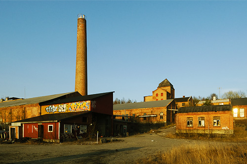 The mill seen from the water front