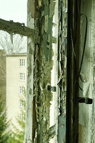 Flaking paint, everywhere