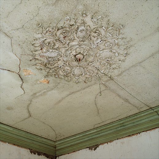 Crumbling plasterwork 1 at Château Fossé, France.
