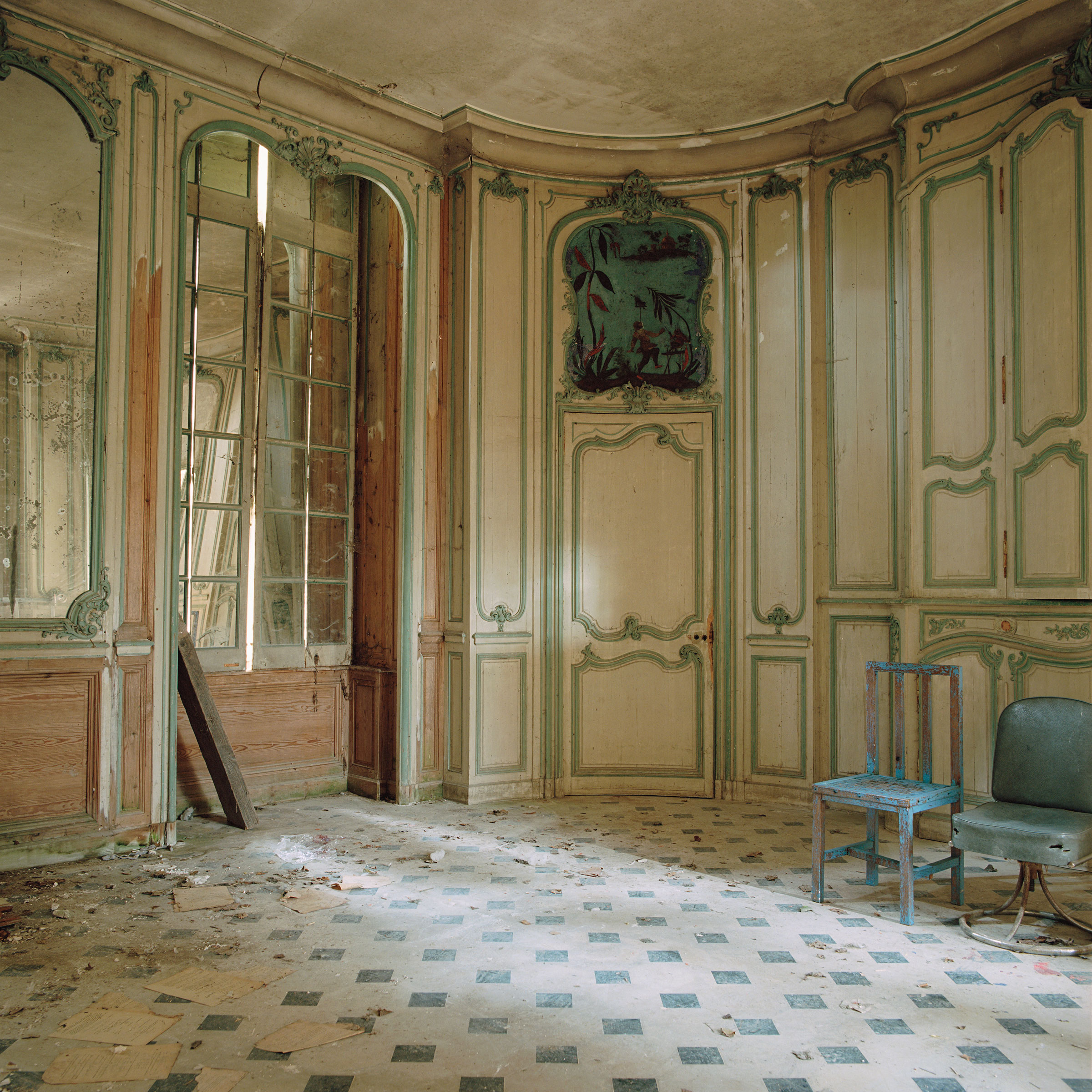 Château of Singers Enhanced