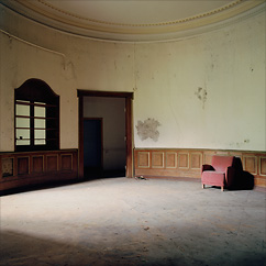 Schloss H #badsofa